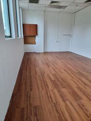 Highland Centre (D19), Office #567471111